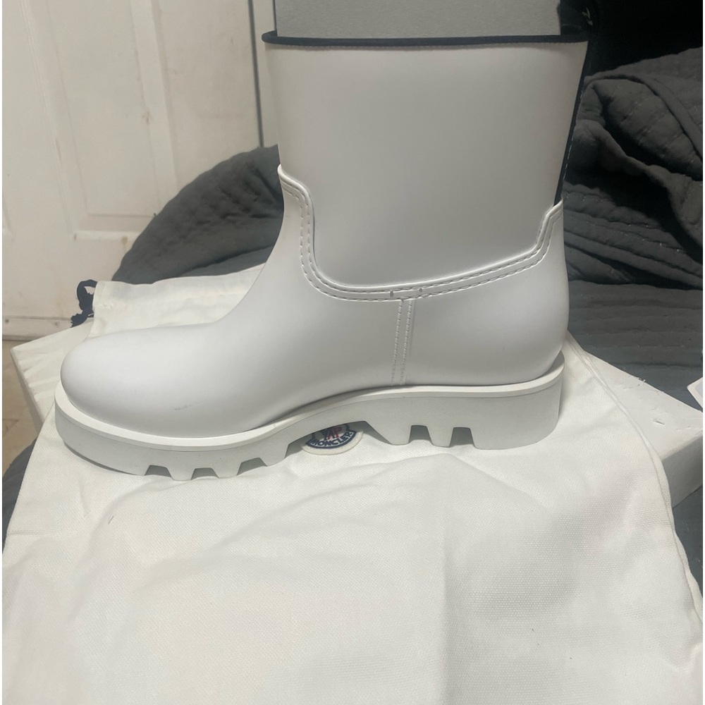 Moncler Leather White Ginette Boots EU42 (sz 9) - Picture 4 of 9